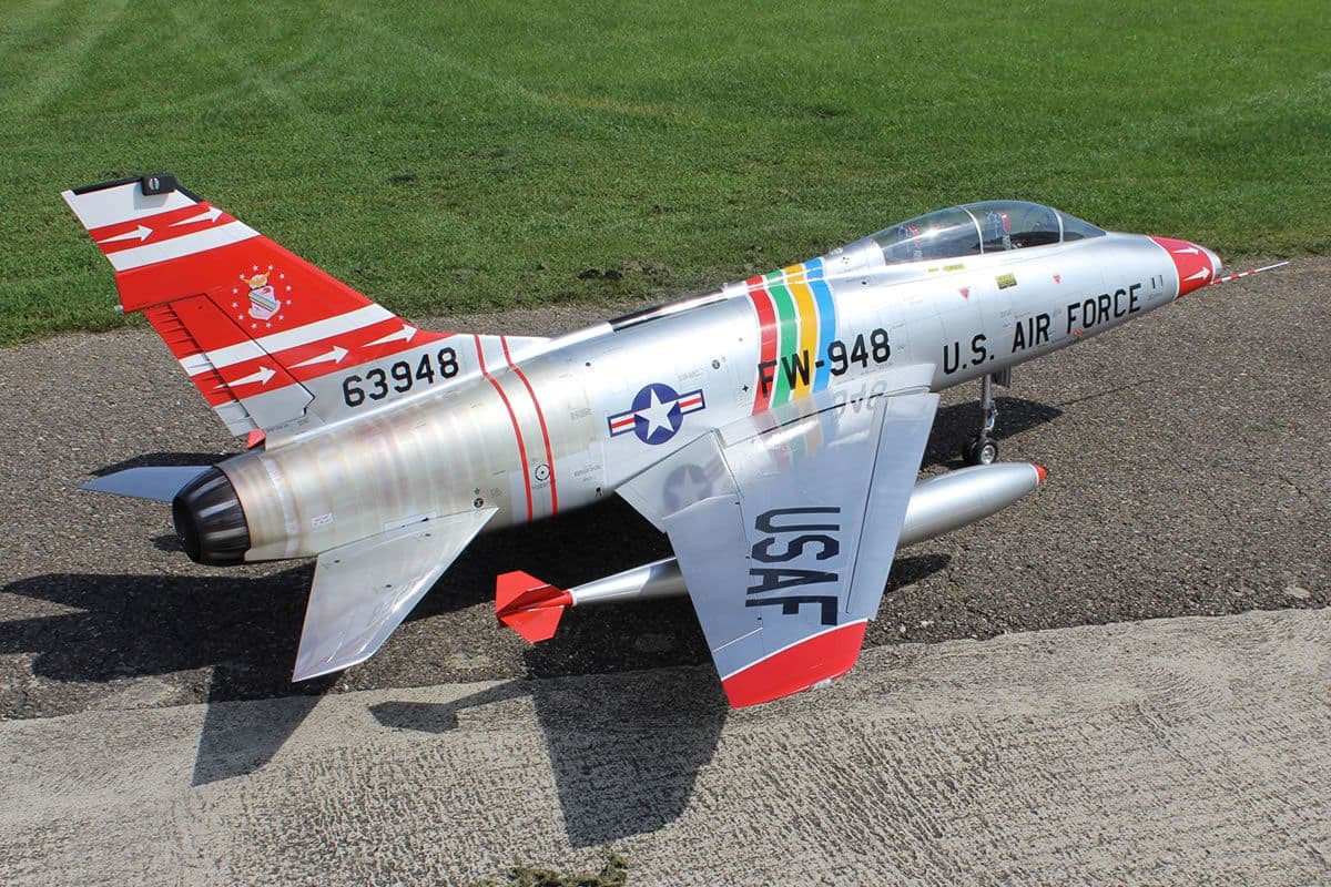F-100F Super Sabre 2.55m