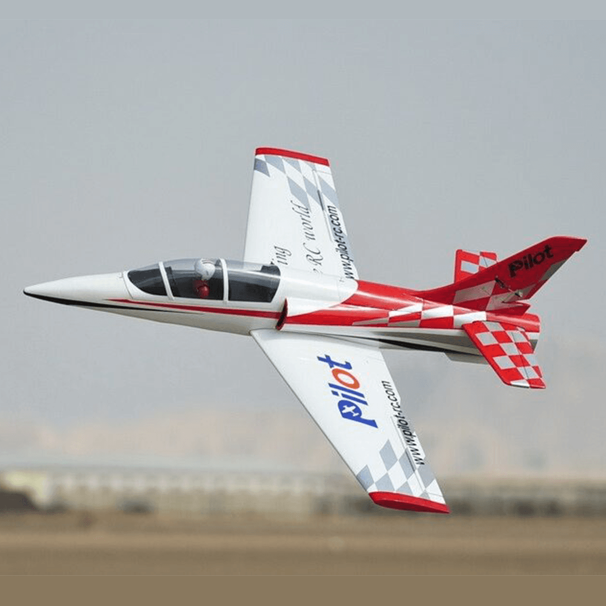 Dolphin Jet 2.2 m (Pilot RC)